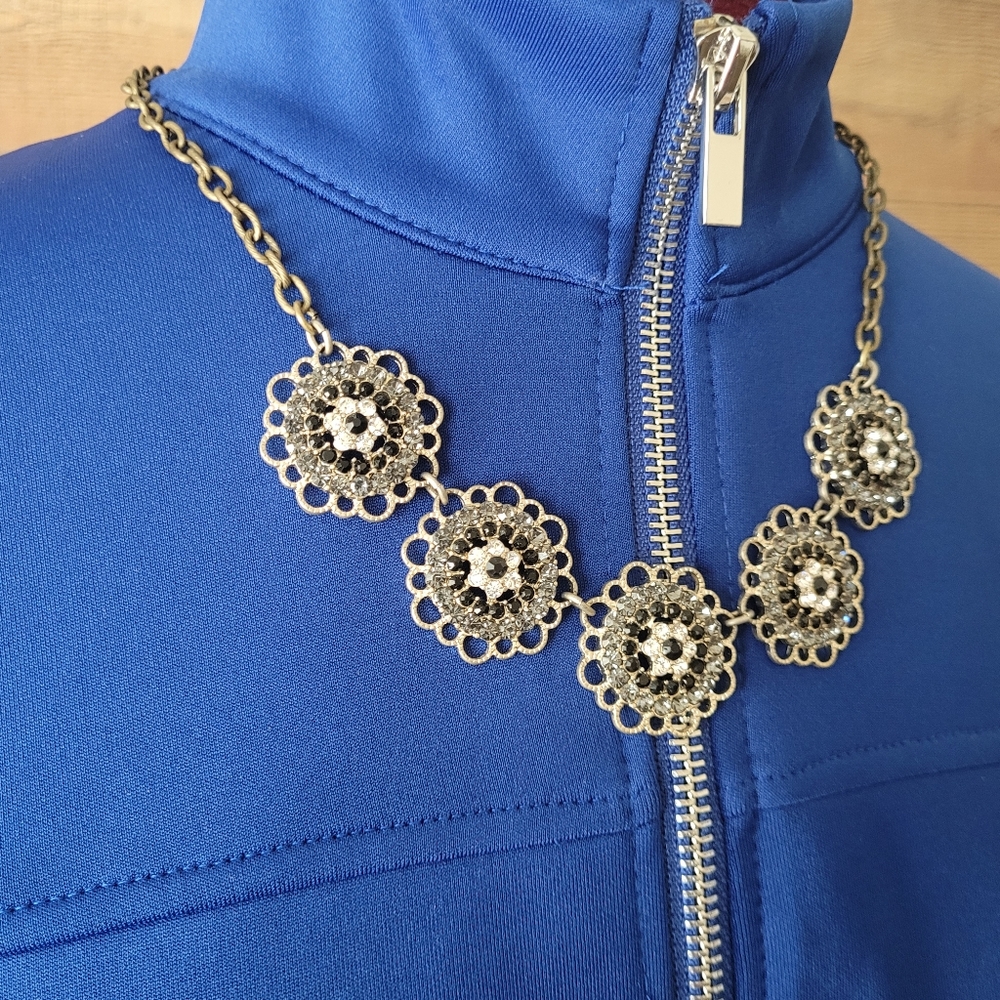Black and white crystal necklace...